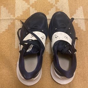 Kyrie Irving basketball shoes